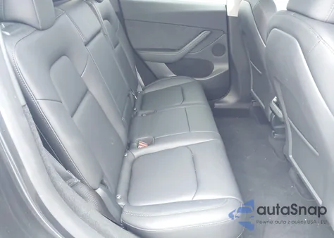 2024 Tesla Model Y Performance Dual Motor All-Wheel Drive z USA, uszkodzony, nr VIN 7SAYGDEF0RF037408